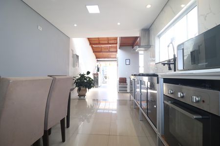 Apartamento à venda com 160m², 3 quartos e 2 vagasCozinha