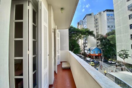 Apartamento para alugar com 176m², 3 quartos e 1 vaga Apartamento para alugar com 176m², 3 quartos e 1 vagaVaranda do Quarto 1