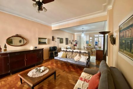 Apartamento para alugar com 176m², 3 quartos e 1 vaga Apartamento para alugar com 176m², 3 quartos e 1 vagaSala