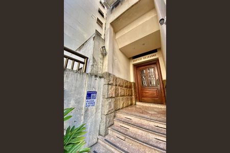 Apartamento para alugar com 176m², 3 quartos e 1 vaga Apartamento para alugar com 176m², 3 quartos e 1 vagaPlaca
