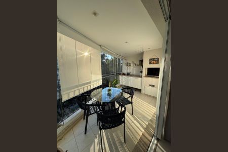 Apartamento à venda com 135m², 3 quartos e 3 vagas