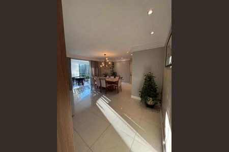 Apartamento à venda com 135m², 3 quartos e 3 vagas