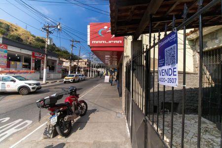 Casa à venda com 76m², 1 quarto e 1 vaga Casa à venda com 76m², 1 quarto e 1 vagaPlaquinha