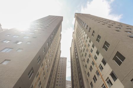 Apartamento para alugar com 42m², 2 quartos e 1 vaga Apartamento para alugar com 42m², 2 quartos e 1 vagaFachada