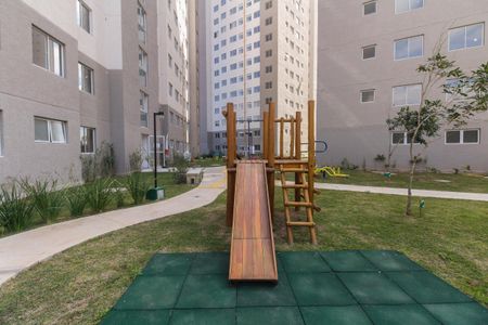 Apartamento para alugar com 42m², 2 quartos e 1 vaga Apartamento para alugar com 42m², 2 quartos e 1 vagaCondomínio - Playground
