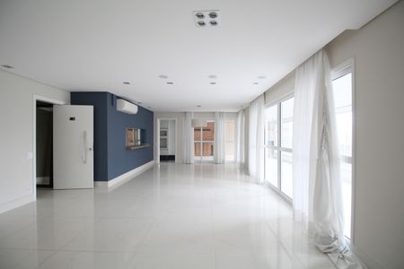 Sala de apartamento para alugar com 3 quartos, 200m² em Vila Andrade, São Paulo