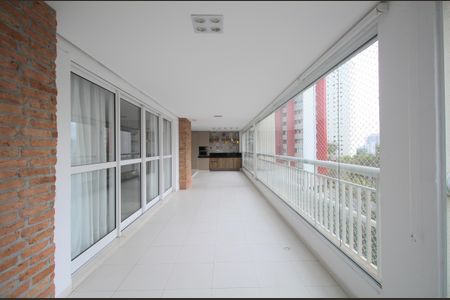 Varanda Sala de apartamento para alugar com 3 quartos, 200m² em Vila Andrade, São Paulo