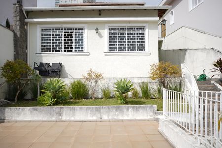 Casa à venda com 240m², 7 quartos e 3 vagasFachada
