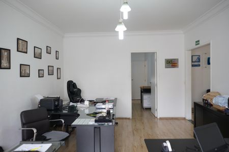 Casa à venda com 240m², 7 quartos e 3 vagasSala 2