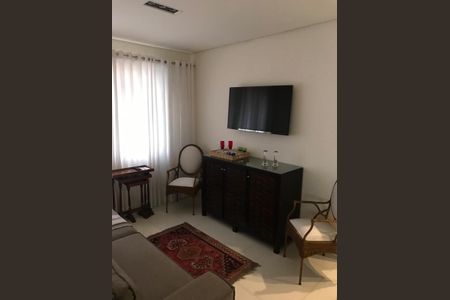 Sala de TV de apartamento para alugar com 2 quartos, 53m² em Vila Nova Conceição, São Paulo