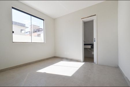 Apartamento à venda com 117m², 2 quartos e 2 vagas Apartamento à venda com 117m², 2 quartos e 2 vagasSuite