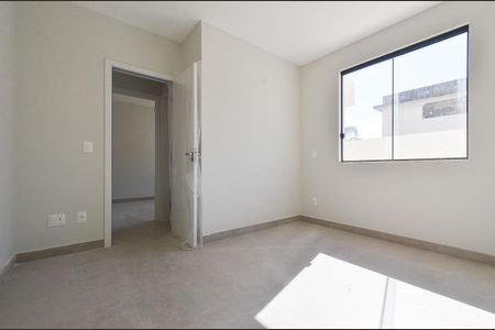 Apartamento à venda com 117m², 2 quartos e 2 vagas Apartamento à venda com 117m², 2 quartos e 2 vagasSuite
