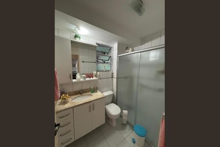 Apartamento à venda com 62m², 3 quartos e 1 vaga Apartamento à venda com 62m², 3 quartos e 1 vagaBanheiro