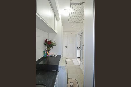 Apartamento para alugar com 180m², 3 quartos e 3 vagas Apartamento para alugar com 180m², 3 quartos e 3 vagasÁrea de Serviço