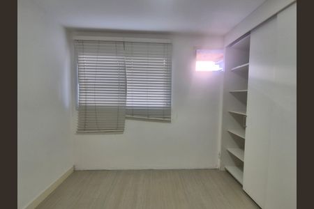 Apartamento à venda com 82m², 3 quartos e 2 vagasQuarto 1