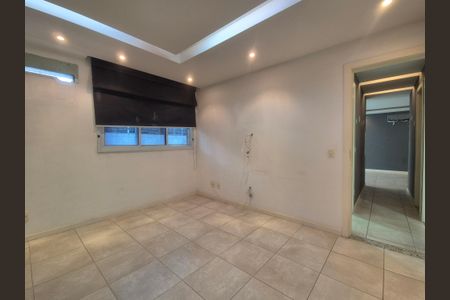 Apartamento à venda com 82m², 3 quartos e 2 vagasSuíte