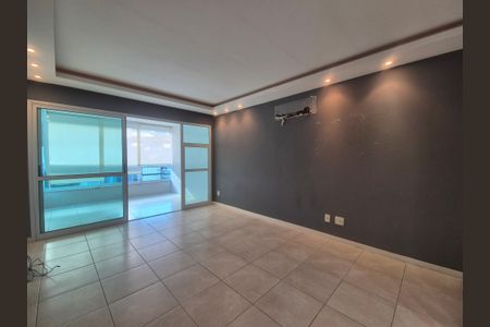 Apartamento à venda com 82m², 3 quartos e 2 vagasSala