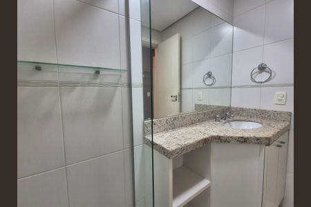 Apartamento à venda com 82m², 3 quartos e 2 vagasBanheiro