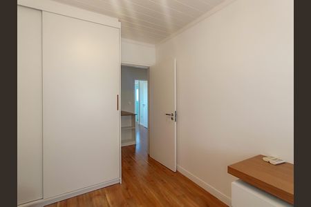 Casa de condomínio à venda com 196m², 3 quartos e 2 vagas Casa de condomínio à venda com 196m², 3 quartos e 2 vagasQuarto 2