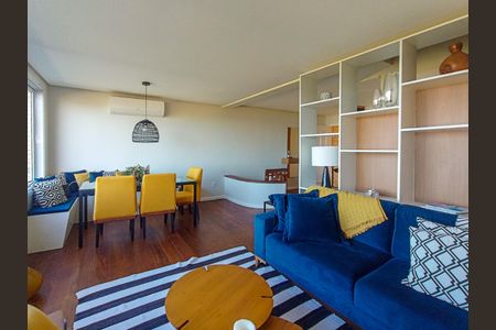 Casa de condomínio à venda com 196m², 3 quartos e 2 vagas Casa de condomínio à venda com 196m², 3 quartos e 2 vagasSala