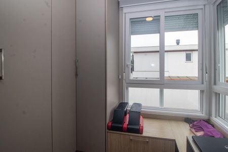 Casa de condomínio à venda com 210m², 3 quartos e 2 vagas Casa de condomínio à venda com 210m², 3 quartos e 2 vagasSuíte 2