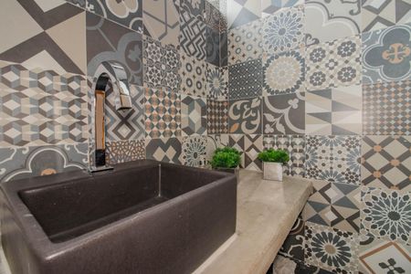 Apartamento à venda com 260m², 3 quartos e 2 vagas Apartamento à venda com 260m², 3 quartos e 2 vagasLavabo