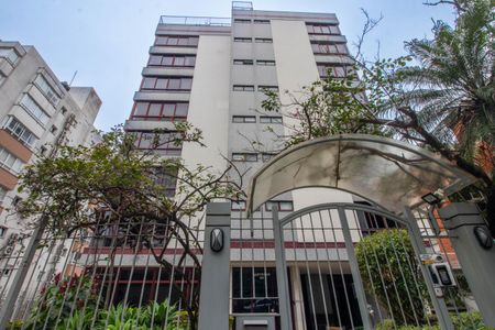 Apartamento à venda com 260m², 3 quartos e 2 vagas Apartamento à venda com 260m², 3 quartos e 2 vagasFachada