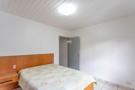 Casa para alugar com 125m², 2 quartos e 1 vaga Casa para alugar com 125m², 2 quartos e 1 vagaQuarto