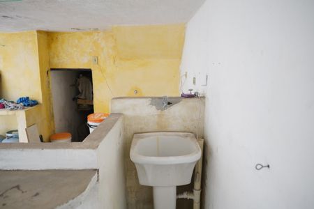 Casa para alugar com 34m², 1 quarto e sem vagaÁrea de Serviço