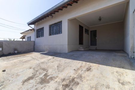 Casa à venda com 148m², 3 quartos e 3 vagas Casa à venda com 148m², 3 quartos e 3 vagasÁrea Externa
