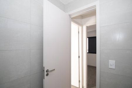 Apartamento à venda com 41m², 2 quartos e sem vaga Apartamento à venda com 41m², 2 quartos e sem vagaBanheiro
