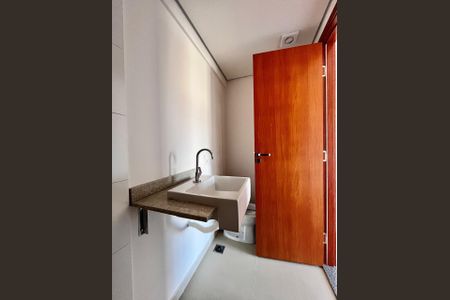 Apartamento à venda com 54m², 1 quarto e 1 vaga Apartamento à venda com 54m², 1 quarto e 1 vagaBanheiro da Suíte 1