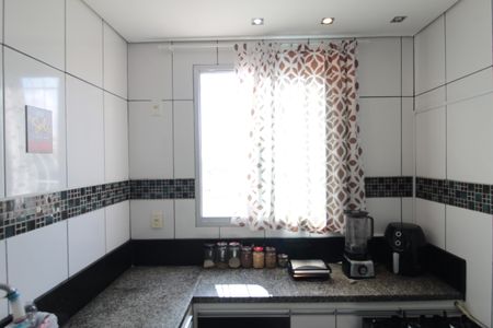 Apartamento à venda com 82m², 2 quartos e 1 vagaCozinha