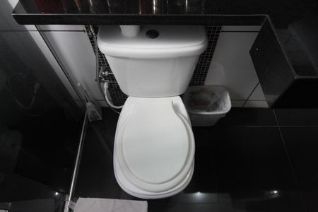 Apartamento à venda com 82m², 2 quartos e 1 vagaBanheiro Social