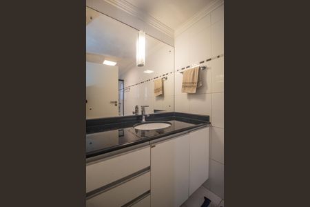 Apartamento à venda com 129m², 3 quartos e 2 vagasBanheiro da Suíte
