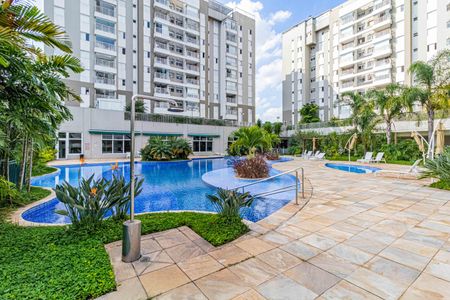 Apartamento à venda com 72m², 2 quartos e 2 vagas Apartamento à venda com 72m², 2 quartos e 2 vagasÁrea comum - Piscina