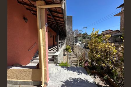 Casa à venda com 360m², 4 quartos e 5 vagas