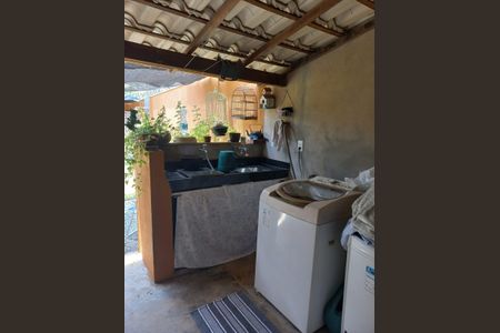 Casa à venda com 115m², 3 quartos e 2 vagasLavanderia