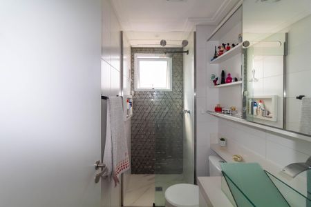 Apartamento à venda com 78m², 2 quartos e 2 vagasBanheiro da Suíte