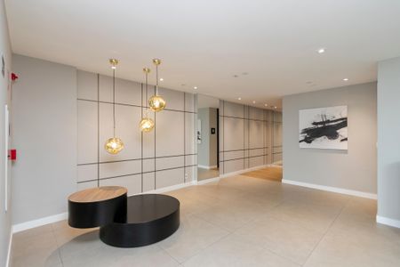 Apartamento à venda com 84m², 2 quartos e 2 vagas Apartamento à venda com 84m², 2 quartos e 2 vagasHall de Entrada