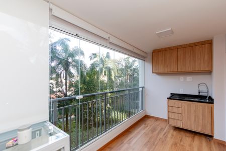 Apartamento à venda com 84m², 2 quartos e 2 vagas Apartamento à venda com 84m², 2 quartos e 2 vagasVaranda