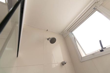Apartamento à venda com 68m², 3 quartos e 1 vaga Apartamento à venda com 68m², 3 quartos e 1 vagaBanheiro da Suíte