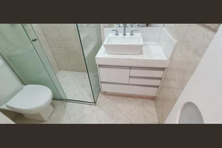 Apartamento à venda com 69m², 3 quartos e 2 vagas Apartamento à venda com 69m², 3 quartos e 2 vagasBanheiro