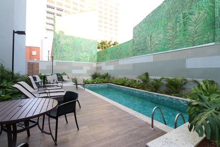 Apartamento para alugar com 28m², 1 quarto e sem vagaÁrea comum - Piscina