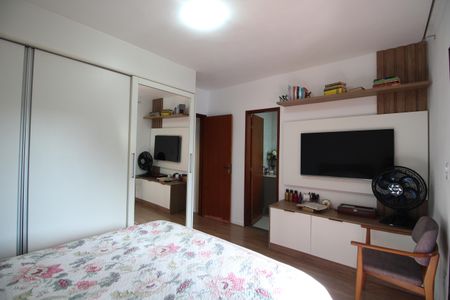 Casa à venda com 96m², 3 quartos e 2 vagasQuarto 3 - Suíte
