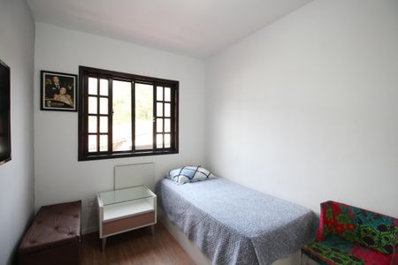 Casa à venda com 96m², 3 quartos e 2 vagasQuarto 2