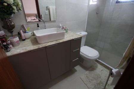 Casa à venda com 96m², 3 quartos e 2 vagasQuarto 3 - Banheiro