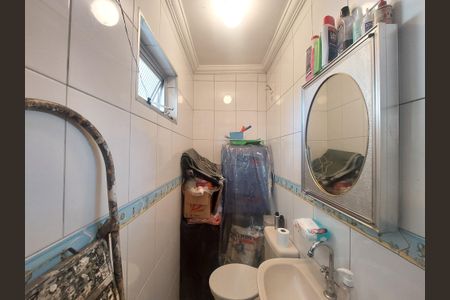 Casa à venda com 167m², 3 quartos e 2 vagas Casa à venda com 167m², 3 quartos e 2 vagasBanheiro de Serviço