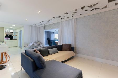 Sala de estar de apartamento à venda com 3 quartos, 220m² em Santa Teresinha, São Paulo