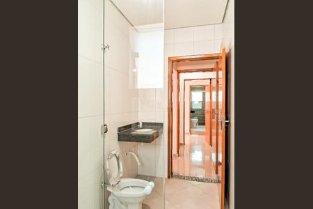 Casa à venda com 130m², 2 quartos e 2 vagas